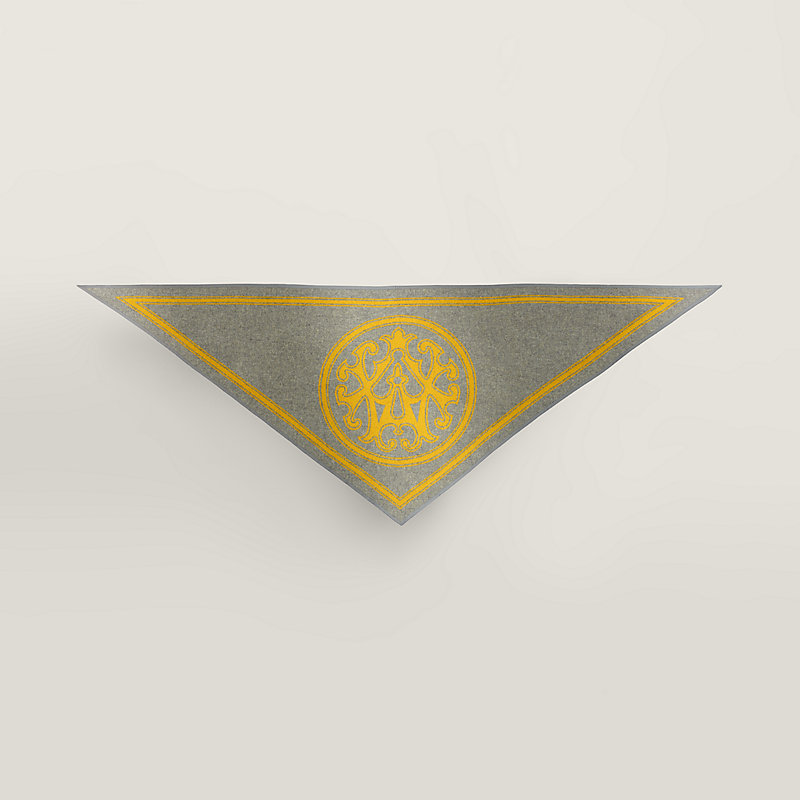 エルメルトランプ Cheval Punk Bandana scarf 65 - Brown | Hermès Canada